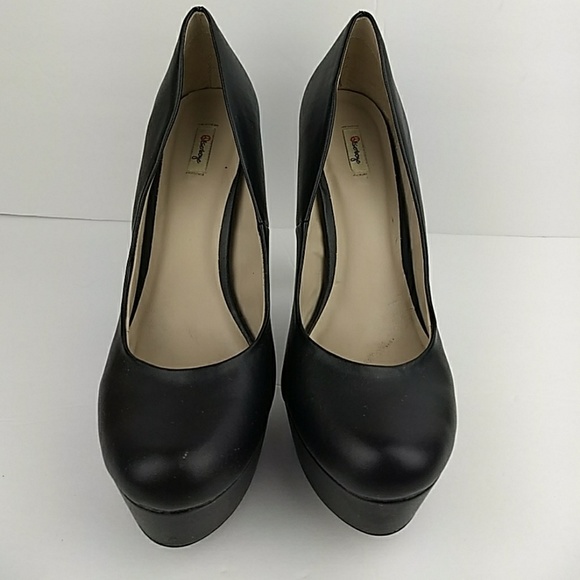 Isenboye Black Platform Pumps Size 8.5 - Picture 8 of 8